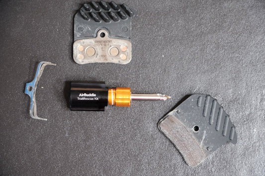 Inflator Kit - Black/Gold
